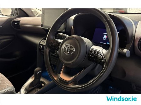 2023 Toyota Yaris Cross 1.5 Hybrid Sol €30,995 thumbnail