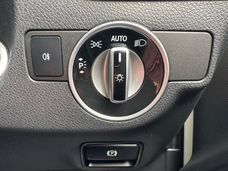 2015 Mercedes-Benz A Class - thumbnail 27