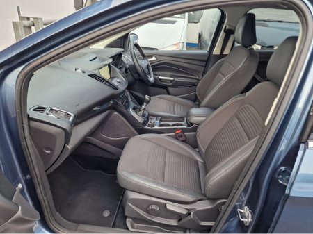 2019 Ford Kuga TITANIUM-LOW MILAGE-FULLY SERVICED €16,950 thumbnail