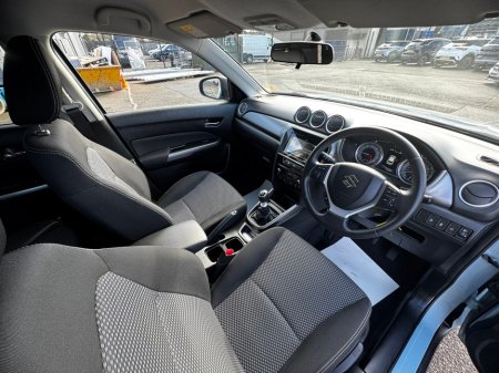 2019 Suzuki Vitara - thumbnail 11