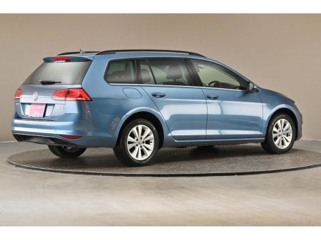 2016 Volkswagen Golf - thumbnail 10