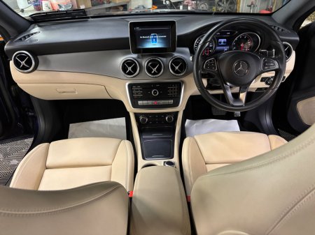 2018 Mercedes-Benz CLA Class - thumbnail 12