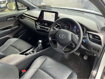 2020 Toyota C-HR - thumbnail 14