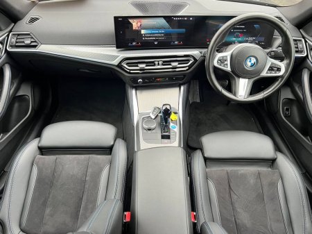 2022 BMW i4 - thumbnail 10