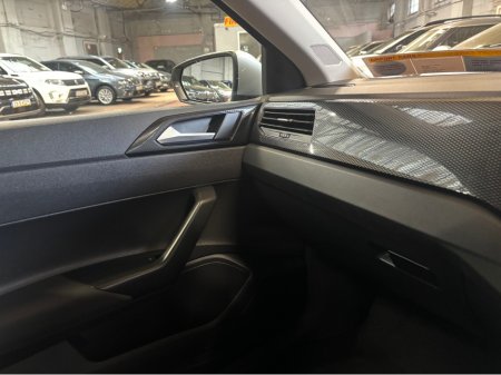 2024 Volkswagen Polo - thumbnail 8