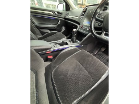 2017 Renault Megane 1.6 dCi 130 SIGNATURE €9,250 thumbnail