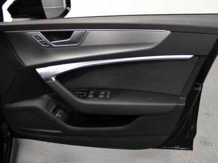 2022 Audi A6 2. tfsi E €44,950 thumbnail