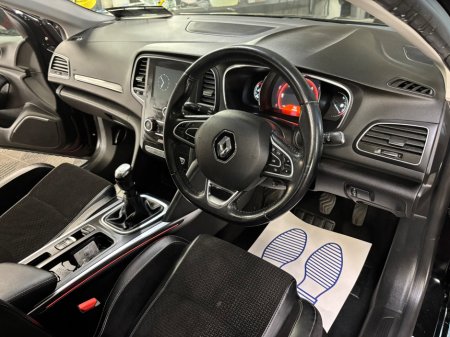 2017 Renault Megane - thumbnail 9