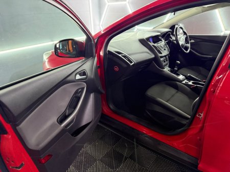 2011 Ford Focus 1.6 TDCI 95 PS Edge €3,950 thumbnail