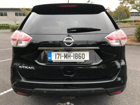 2017 Nissan X-Trail  €13,999