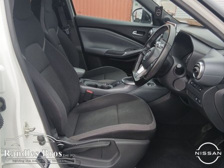 2021 Nissan Juke - thumbnail 10