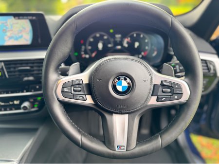 2019 BMW 5 Series - thumbnail 27