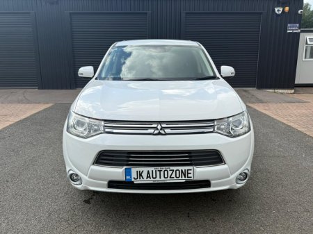 2013 Mitsubishi Outlander 2.0 PHEV G HYBRID 4WD €14,995