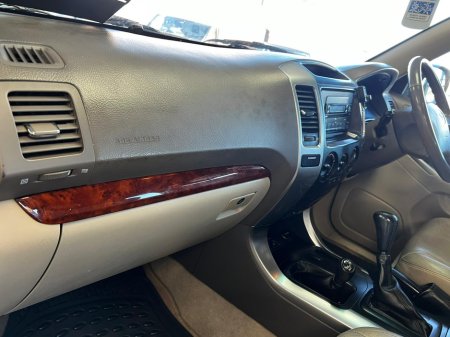 2007 Toyota Landcruiser - thumbnail 15