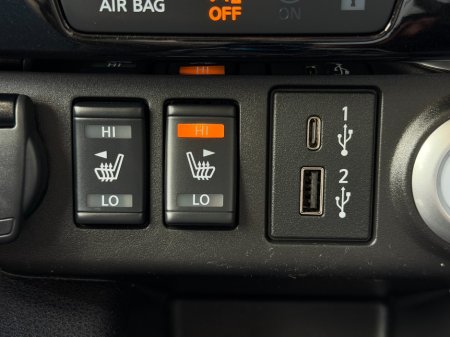 2024 Nissan Leaf - thumbnail 16