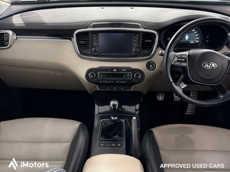 2018 Kia Sorento - thumbnail 16