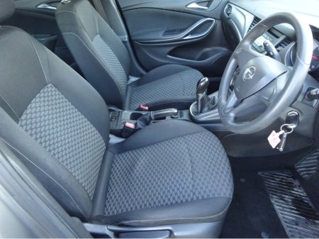 2016 Opel Astra E 1.6 CDTI 110PS 5 DOOR KEY 137 €6,950 thumbnail