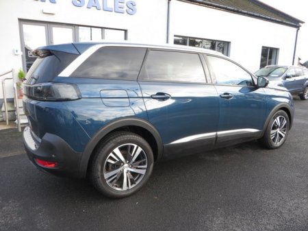 2022 Peugeot 5008 BLUEHDI S/S ALLURE *7 SEATER* €32,950