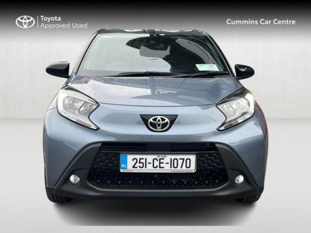 2025 Toyota Aygo X - thumbnail 5