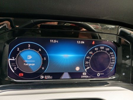 2023 Volkswagen Golf 2.0 TDI 115HP Life, Urano Grey, 1 owner, 60km. €28,500 thumbnail