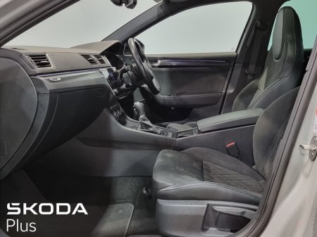 2023 Skoda Superb - thumbnail 4