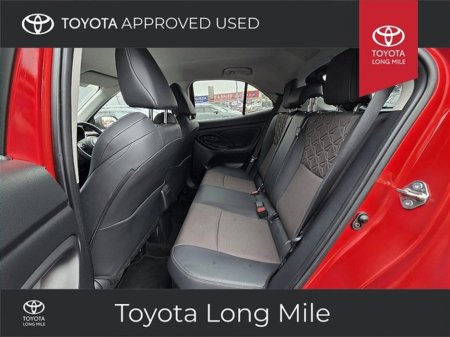 2025 Toyota Yaris Cross - thumbnail 9