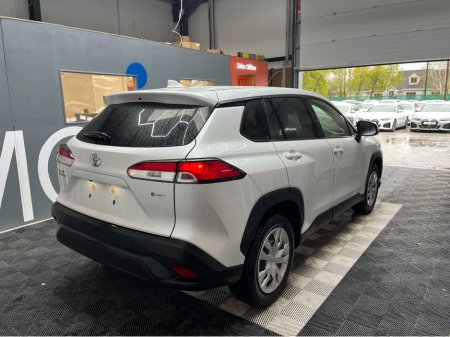 2024 Toyota Corolla Cross - thumbnail 2