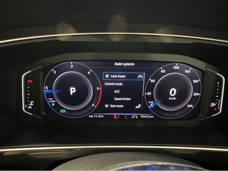 2019 Volkswagen Tiguan (191) TIGUAN 2.0TDI R LINE (LEATHER) DSG 4 MOTION LOW KMS VW/AUDI SPECIALISTS WWW.DENISDARCYCARS.IE €31,950 thumbnail