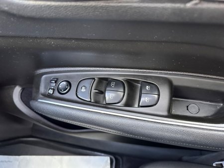 2017 Renault Koleos 2.0 DIESEL, SINGATURE MODEL, LEATHER, AUTOMATIC, PAN ROOF, FULL DEALER HISTORY, FINANCE, WARRANTY, 5 STAR REVIEWS €16,995 thumbnail