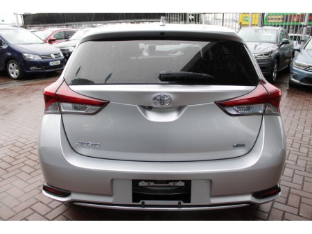 2017 Toyota Auris 1.8 HYBRID 5DR HATCHBACK AUTO  //1 OWNER CAR WITH ONLY 22,000 KM'S // BUY WITH CONFIDENCE AA AND SIMI APPROVED DEALER 2026 // FINANCE ARRANGED // ALL TRADE INS WELCOME // €16,950 thumbnail