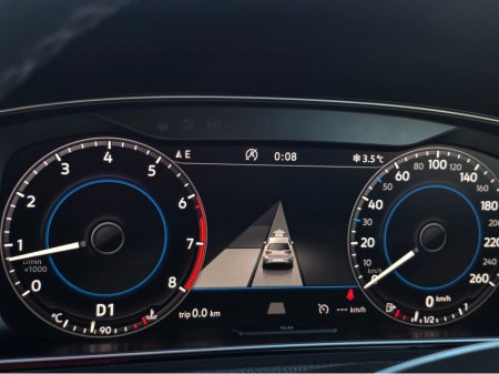 2019 Volkswagen Golf FULL CREAM LEATHER SEATS  ELECTRIC HEATED SEATS SAT NAV PACK - VIRTUAL CLOCKS -REVERSE CAMERA - NAVIGATION - CARPLAY - ANDROID AUTO- BLIND SPOT REAR TRAFFIC ASSIST - DISCOVER PRO €21,950 thumbnail