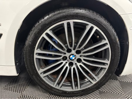 2019 BMW 5 Series *BMW 530E* *LOW MILEAGE* *AUTOMATIC* *HEATED LEATHER ELECTRIC SEATS* *REVERSE CAMERA* *FINANCE AVAILABLE* *TRADE INS WELCOME* €28,950 thumbnail
