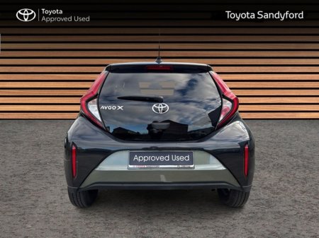 2023 Toyota Aygo X DESIGN // NEW MODEL // REAR CAMERA & PARK ASSIST // TOYOYTA SAFETY SENSE // AIR CON // BLUETOOTH // CARPLAY/ANDROID AUTO // FULL WARRANTY €18,495