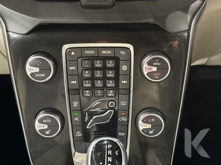 2018 Volvo V40 - thumbnail 20