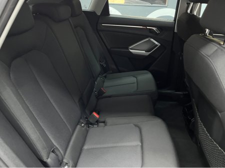 2024 Audi Q3 2024 AUDI Q3 SB 35TDI QUATTRO ADVANCE 2.0 AUTOMATIC / CRUISE CONTROL / 360° PARKING CAMERA / ELECTRIC HEATED SEATS / APPLE CARPLAY thumbnail