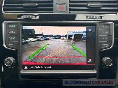 2014 Volkswagen Golf 1.4 HIGHLINE , AUTO // LOW MILEAGE €12,950 thumbnail