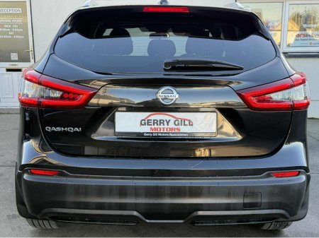 2019 Nissan Qashqai 1.5 SV  4DR * SUN ROOF * €19,950
