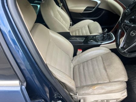 2014 Opel Insignia 2.0CDTI 163PS S/S Country Tourer €3,990 thumbnail