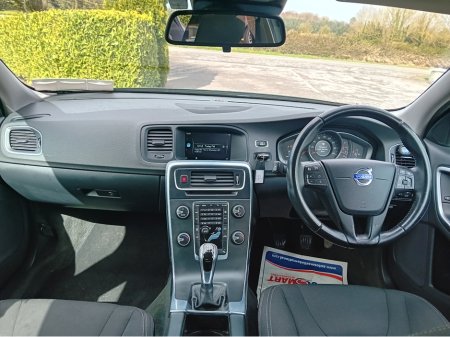 2015 Volvo V60 - thumbnail 8