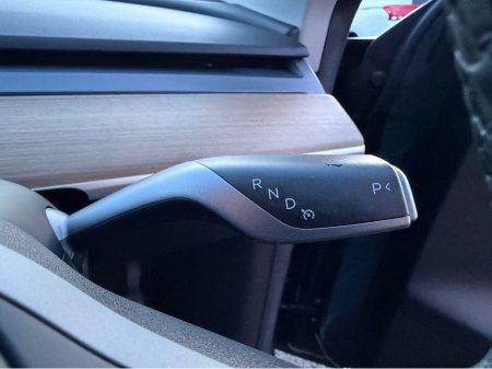 2023 Tesla Model Y - thumbnail 29