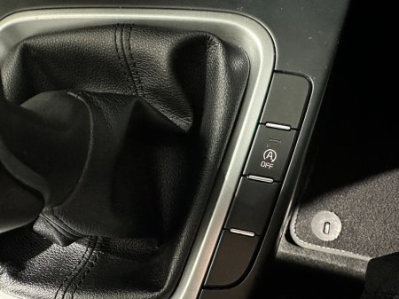 2020 Kia Ceed K2 1.6 Crdi €18,800 thumbnail