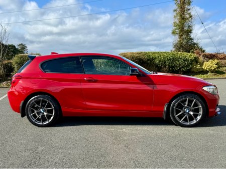 2017 BMW 1 Series - thumbnail 2