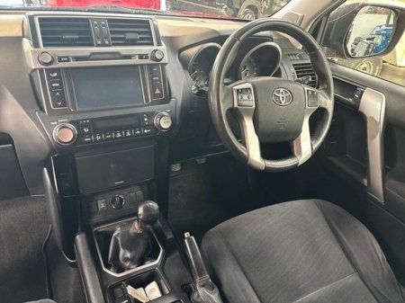 2016 Toyota Landcruiser - thumbnail 8