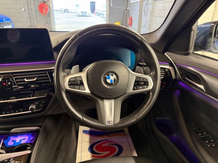 2022 BMW 5 Series - thumbnail 14