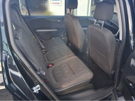 2017 Opel Zafira - thumbnail 6