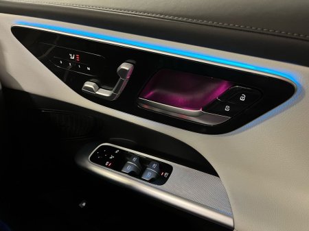 2023 Mercedes-Benz GLC Class 220d AMG 4Matic - 19 Inch Alloys - Reversing Camera - Ambient Lighting - Sat Nav - Climate Control - Electric Heated Memory Seats - Cruise Control - Apple CarPlay/Android Auto thumbnail