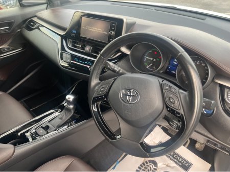 2018 Toyota C-HR 1.8 HYBRID AUTO LOW KM HIGH SPEC €18,750 thumbnail