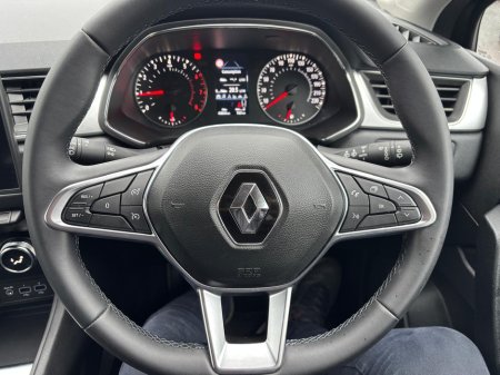 2020 Renault Captur ICONIC TCE 100   PETROL  5DR  LOW  MILEAGE NEW  MODEL €16,950 thumbnail