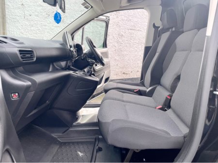 2023 Citroen Berlingo - thumbnail 33