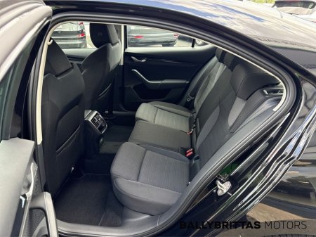 2026 Skoda Octavia Selection 2.0 TDI €37,850 thumbnail